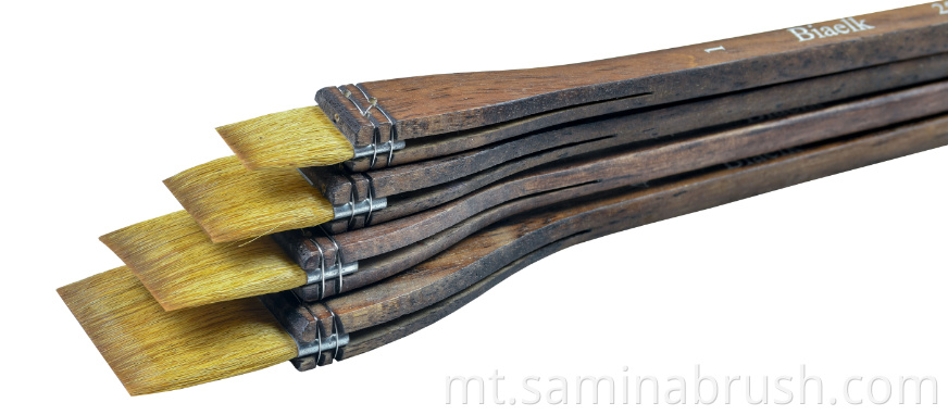 Xkupilja tal-injam Wooden Brush